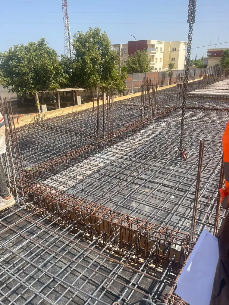 Ferraillage de radier et de longrines avant coulage — contrôle d'exécution